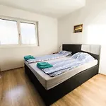 Apartment Flamind Mit Garten Und Grill