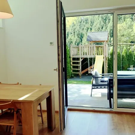 Flamind Mit Garten Und Grill