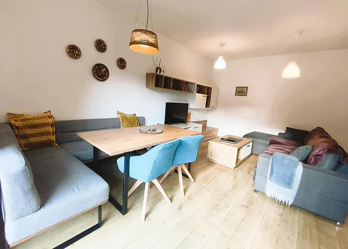 Flamind Mit Garten Und Grill