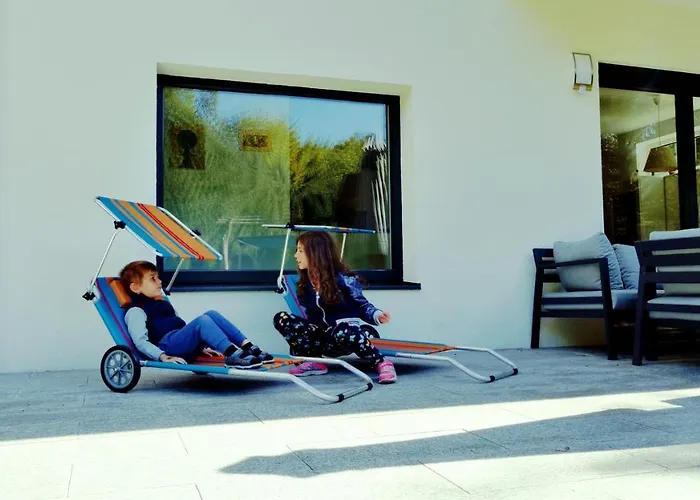 Flamind Mit Garten Und Grill 아파트 *