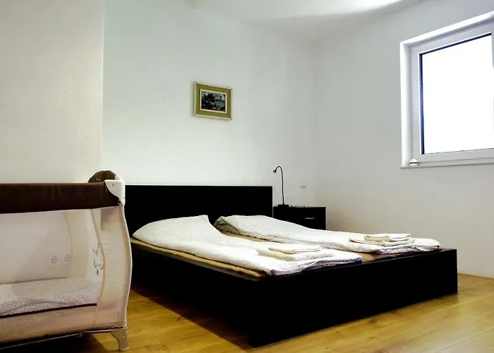 Flamind Mit Garten Und Grill Altenberg bei Linz